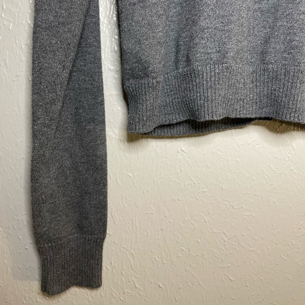 Hollister Grey Crop Cardigan - Picture 6 of 7